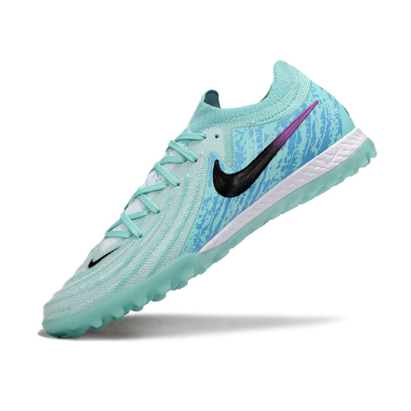 Chuteira Society Nike Phantom GX2 Elite TF Azul Claro e Preta