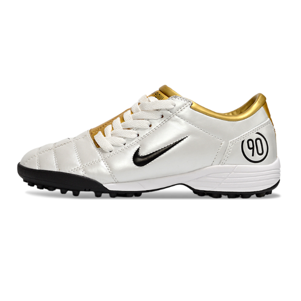 Chuteira Society Nike Total 90 III TF Branca e Dourada