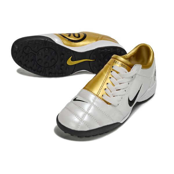 Chuteira Society Nike Total 90 III TF Branca e Dourada