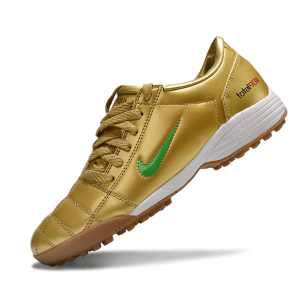Chuteira Society Nike Total 90 III TF Dourado e Verde