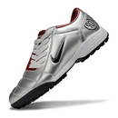 Chuteira Society Nike Total 90 III TF Prata e Vermelho Escuro