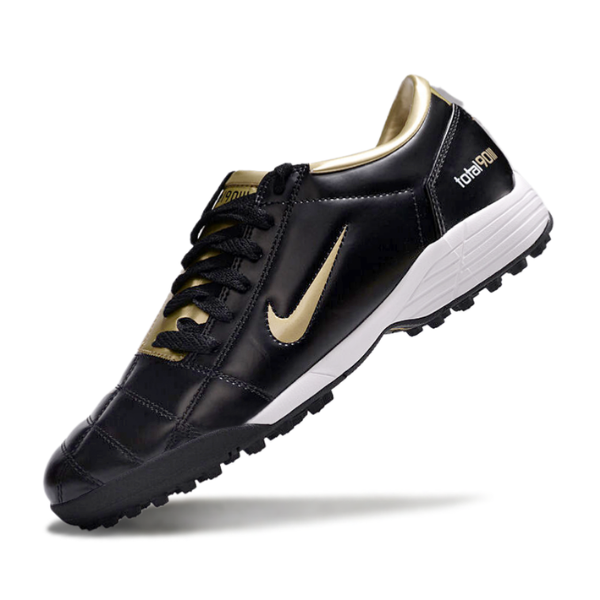 Chuteira Society Nike Total 90 III TF Preto e Dourado
